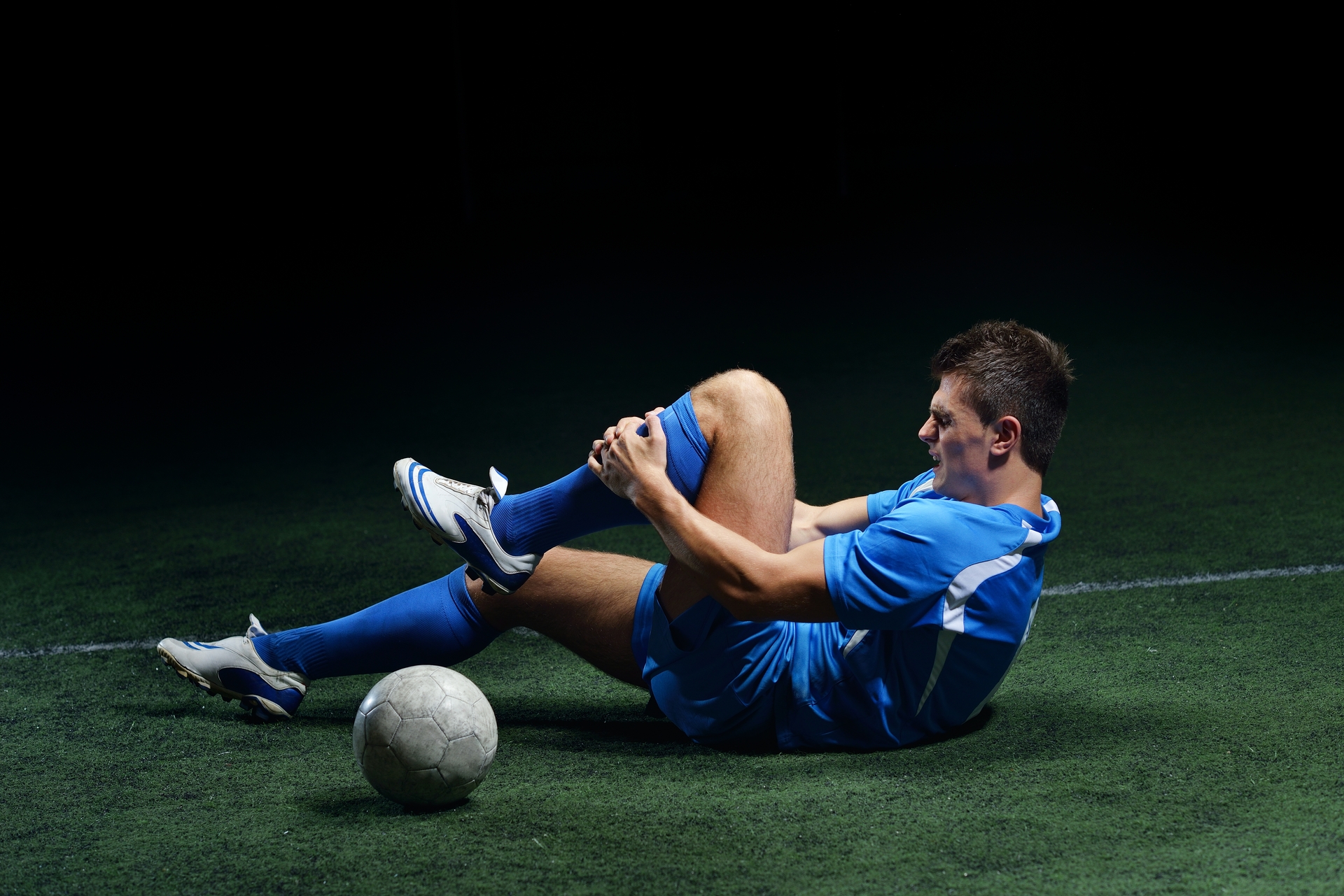 Return to Football After ACL Surgery: 5 Stages